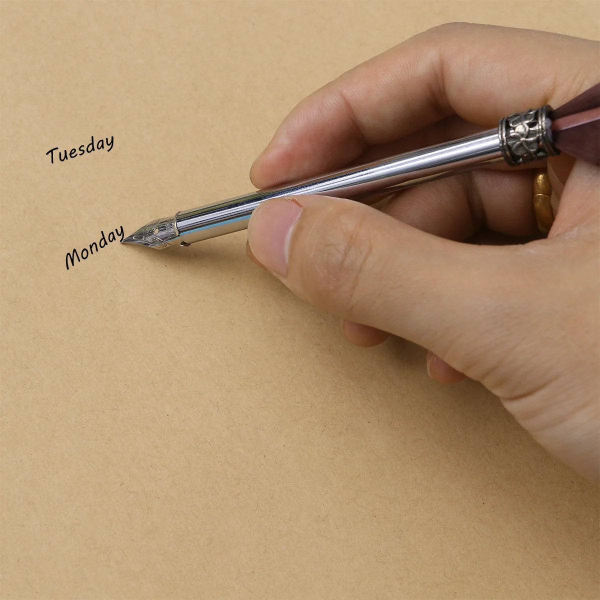 

100 Sheets 21x29cm A4 Unlined Kraft Paper Vintage Stationery Paper for Journaling Letters Creative Writing Projects