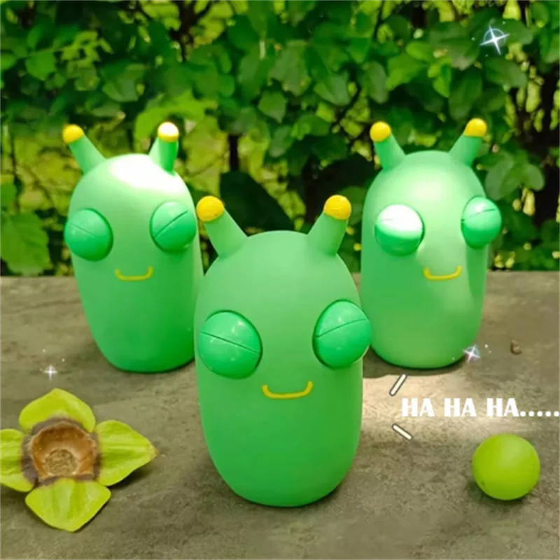 Creative Green Worm Big Eye Squeezing Toy Stress Reliever Pinch Fun Children's Gift Release Small Toy Halloween Trick Small Tool