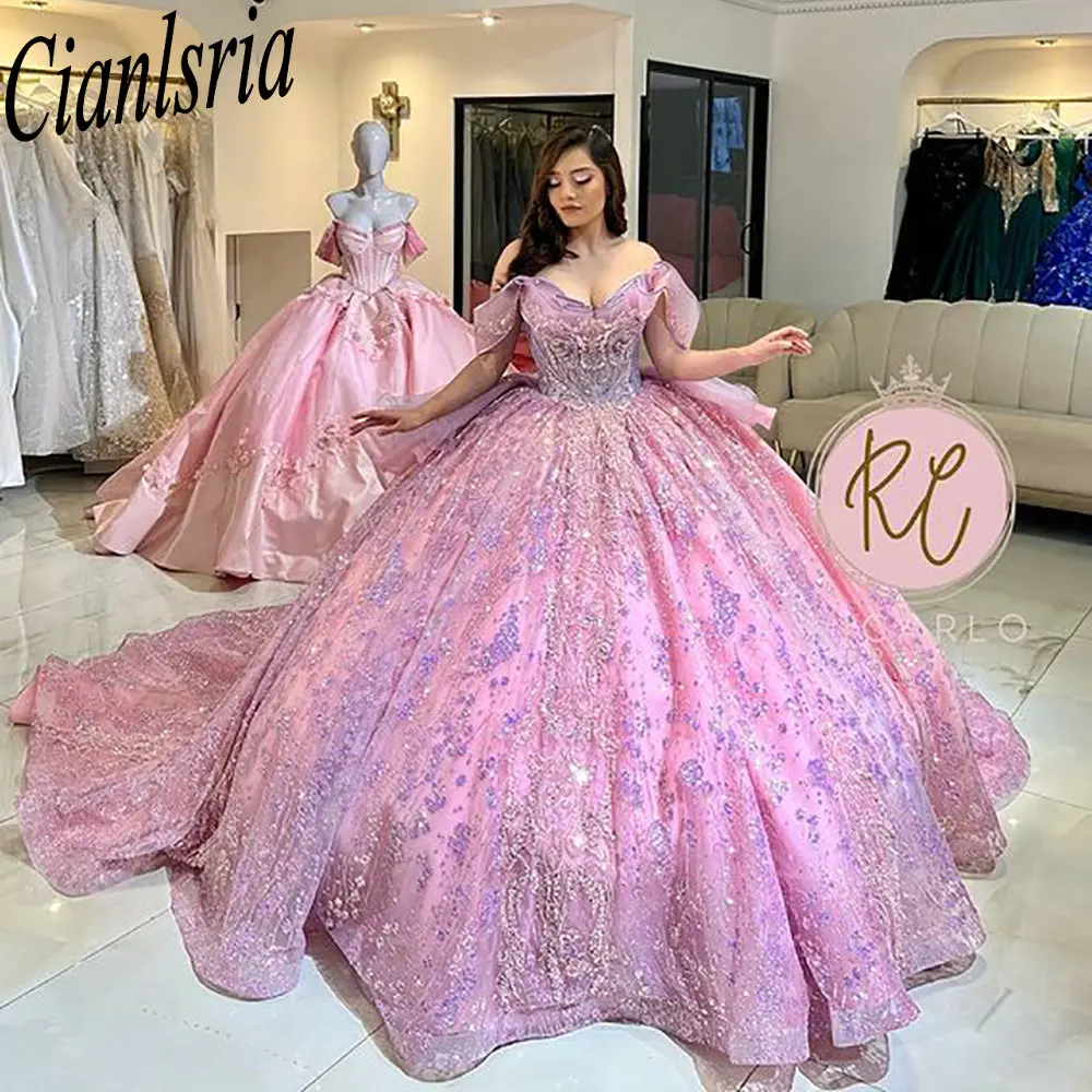 

Розовые блестящие кристаллы с блестками Quinceanera платья бальное платье с открытыми плечами и оборками корсет Vestidos De XV Anos