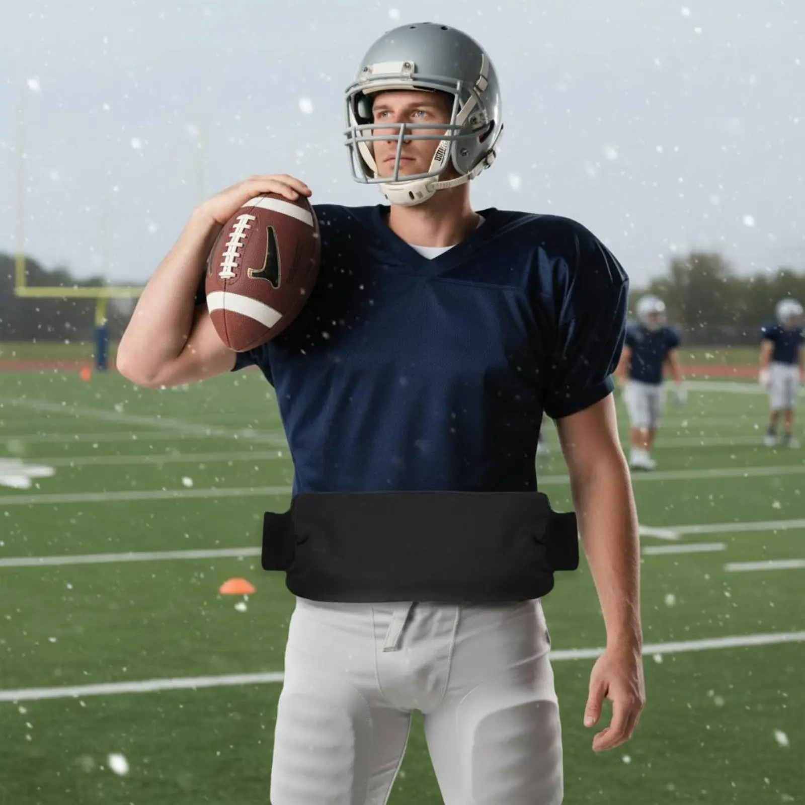 2 Pieces Football Hand Warmer Pouch Windproof Football Hand Warmer Waterproof Adjustable Belt for Athletes, Cold Training