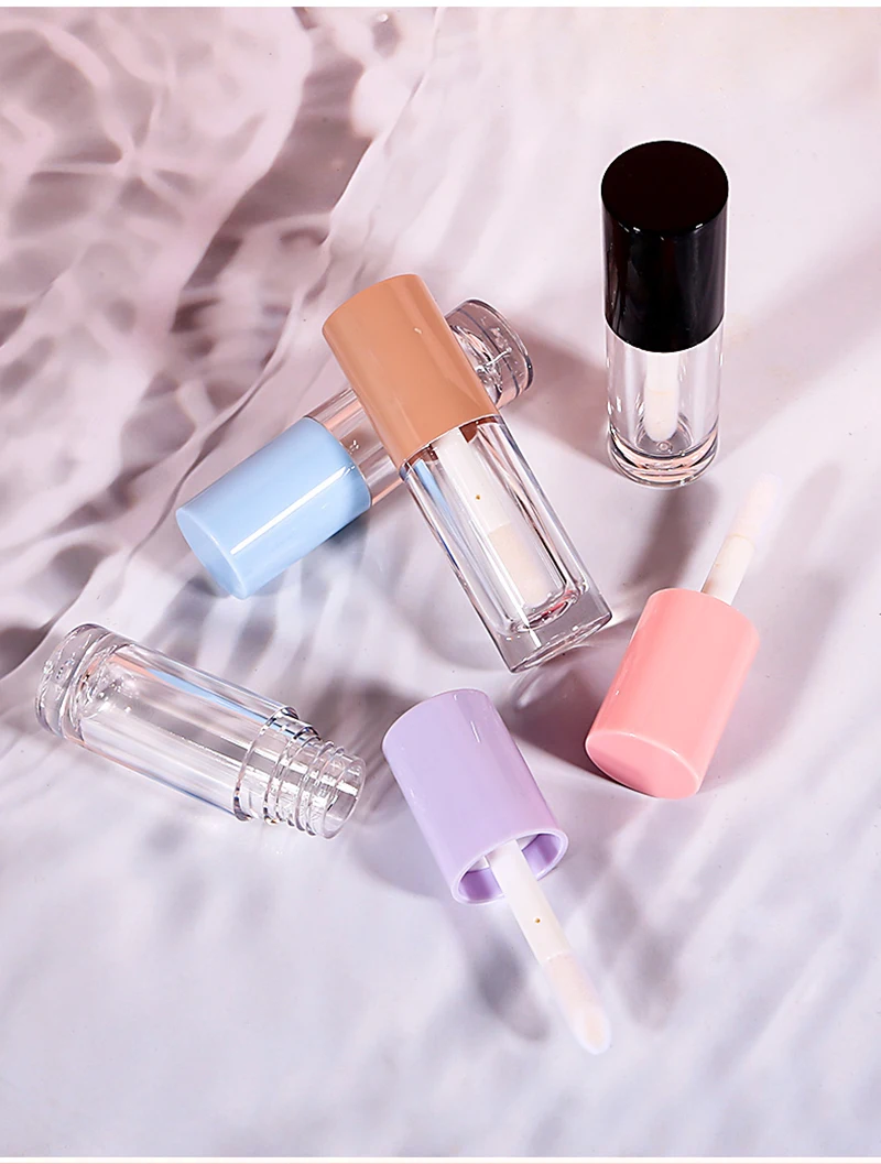 Big Brush Doe Foot Applicator Lipgloss Tube Custom Logo Cute Lip Glaze Bottle Wholesale High-quality 6.5ml Round Thick Wands