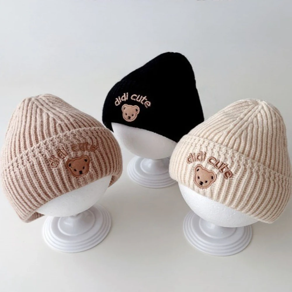 

Новая детская шапка с мультяшным медведем, милая детская теплая вязаная шапка, мягкая зимняя шапка-наушник, шапочка для малышей и малышей, MINISO, подарки для детей
