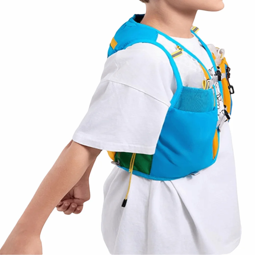 Stretch Fabric Kids Hydration Vest Breathable Mesh Adjustable Straps Kids Hydration Backpack Reflective Details 6L Capacity