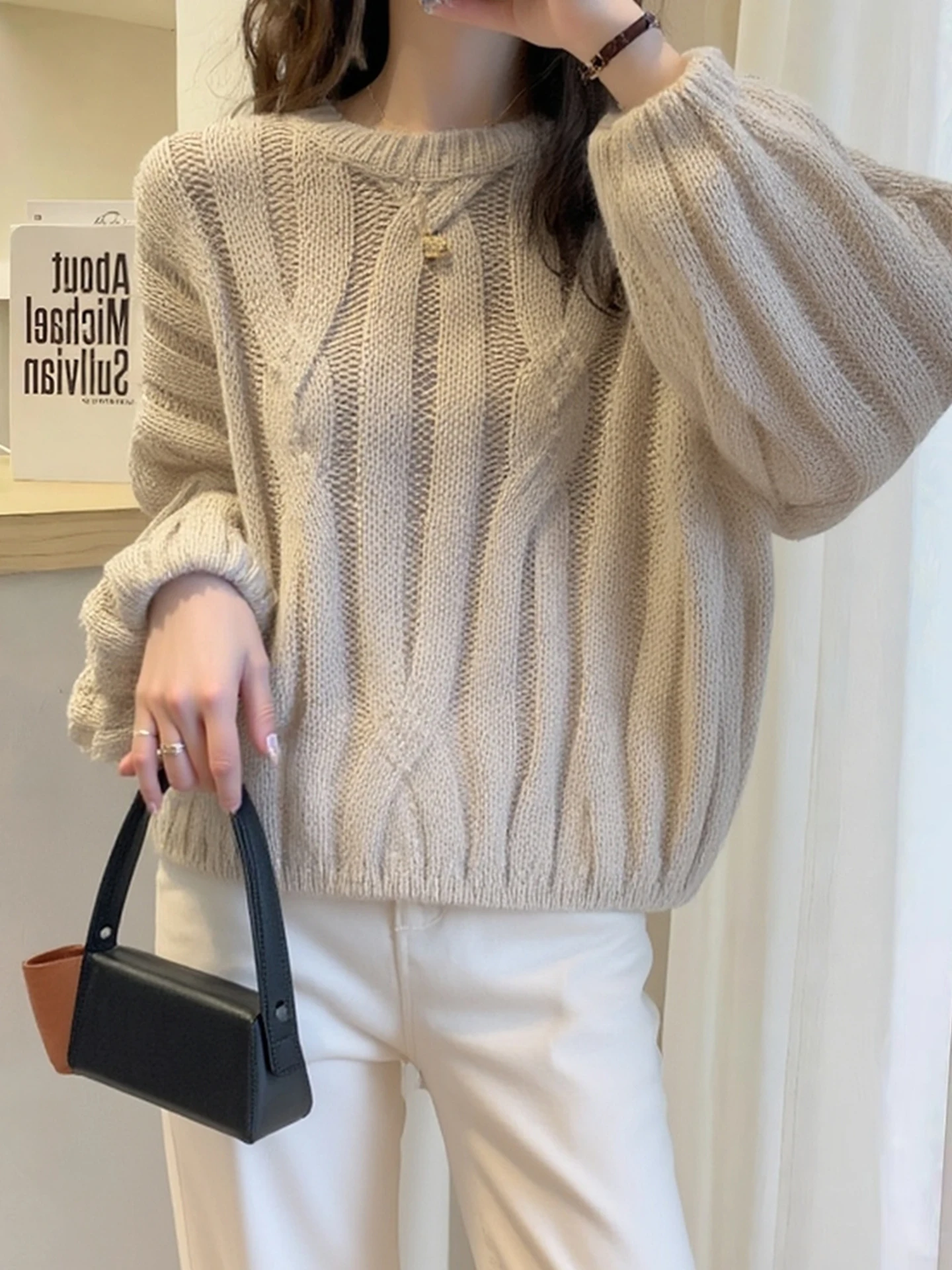 Soft Warm Camere Kn… - image