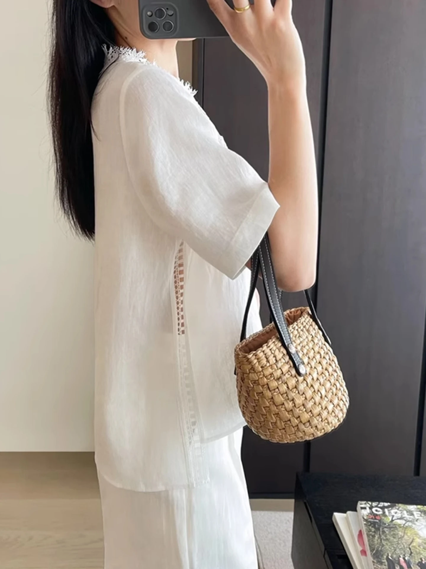 Koronkowa ażurowa bluzka ort Sve w jednolitym kolorze, codzienna, do pracy, letnia, damska, koreański styl, prosty krój, mieszanka jedwabiu