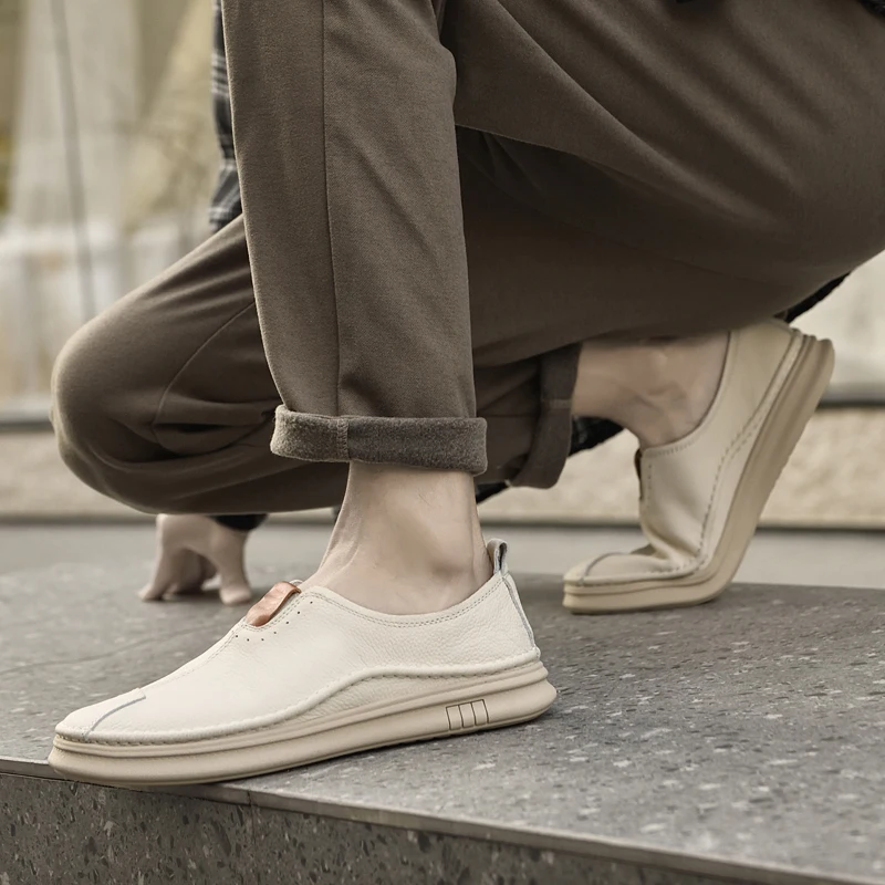 

Breathable slip on Business Shoes Leather Uppers with Moisture-Wicking Lining outdoor fashion men moccasins