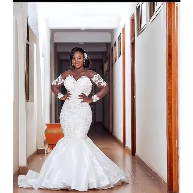 Aangepaste mode ronde halslijn plus size trouwjurk rechter trein kant kralen Afrikaanse tuin bruidjurken
