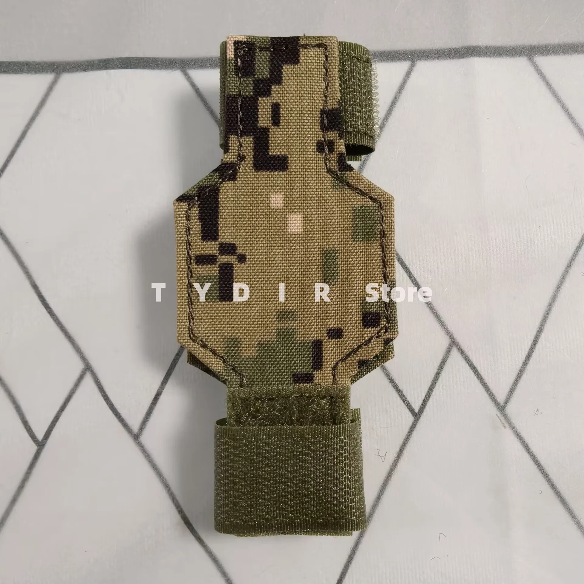 حافظة ساعة تكتيكية مموهة قابلة للطي من النايلون وغطاء حماية لساعة المعصم