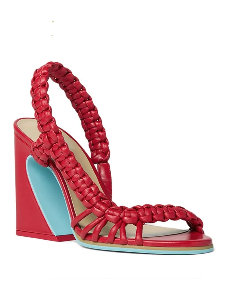 

Новые летние женские сандалии 2025 года на толстом каблуке, вязаные, модные, для подиумных показов, большие размеры