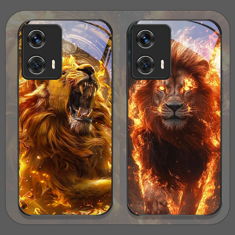 Funda de teléfono de cristal templado con diseño de león y llama dorada de lujo para Motorola Moto G85 G84 G75 Edge 50 Fusion 40 Neo 30 Pro