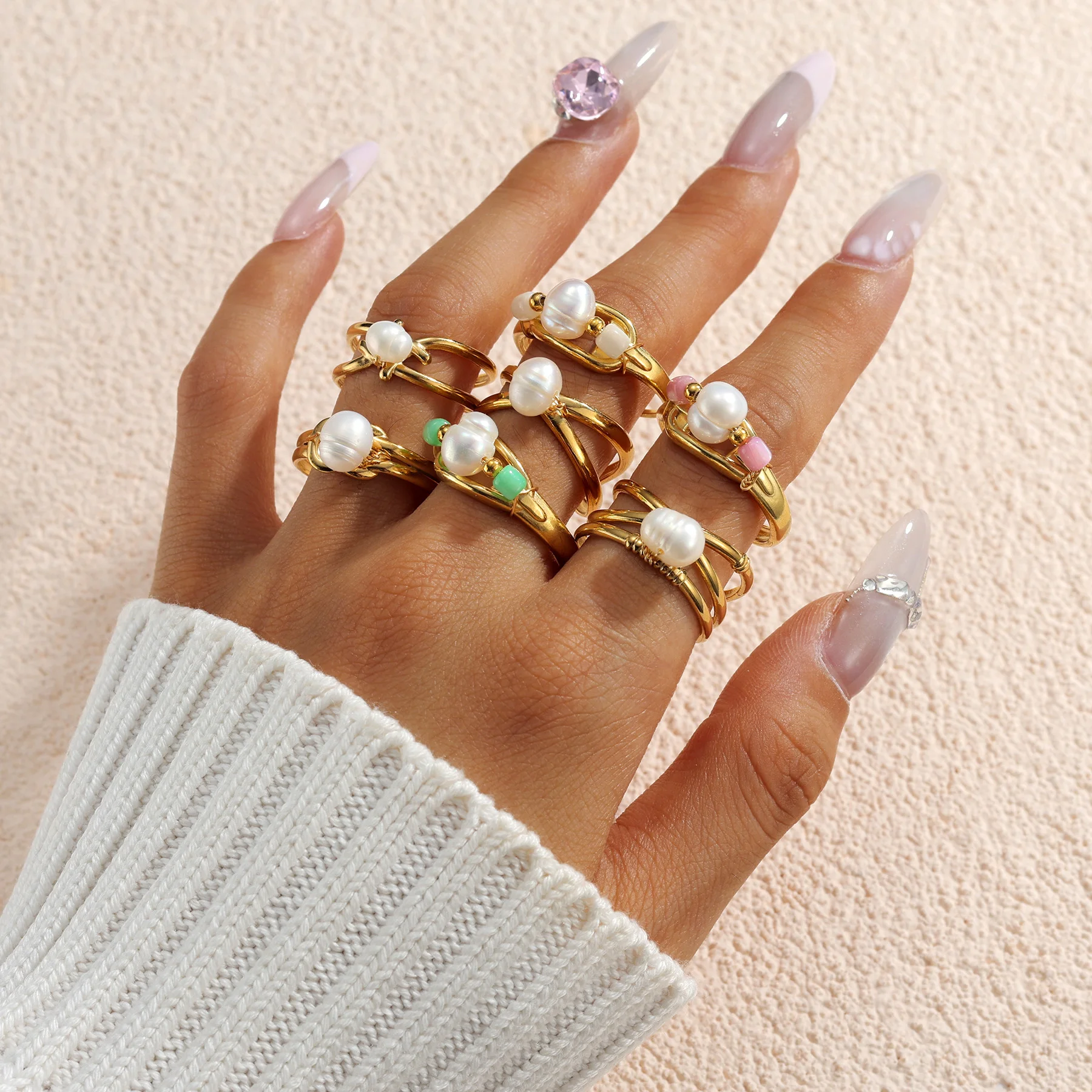 Modischer offener Ring, eleganter Imitationsperlen-Schmuck, Geschenke für Frauen, vergoldeter Edelstahl, einfaches lineares Design, tägliche Party