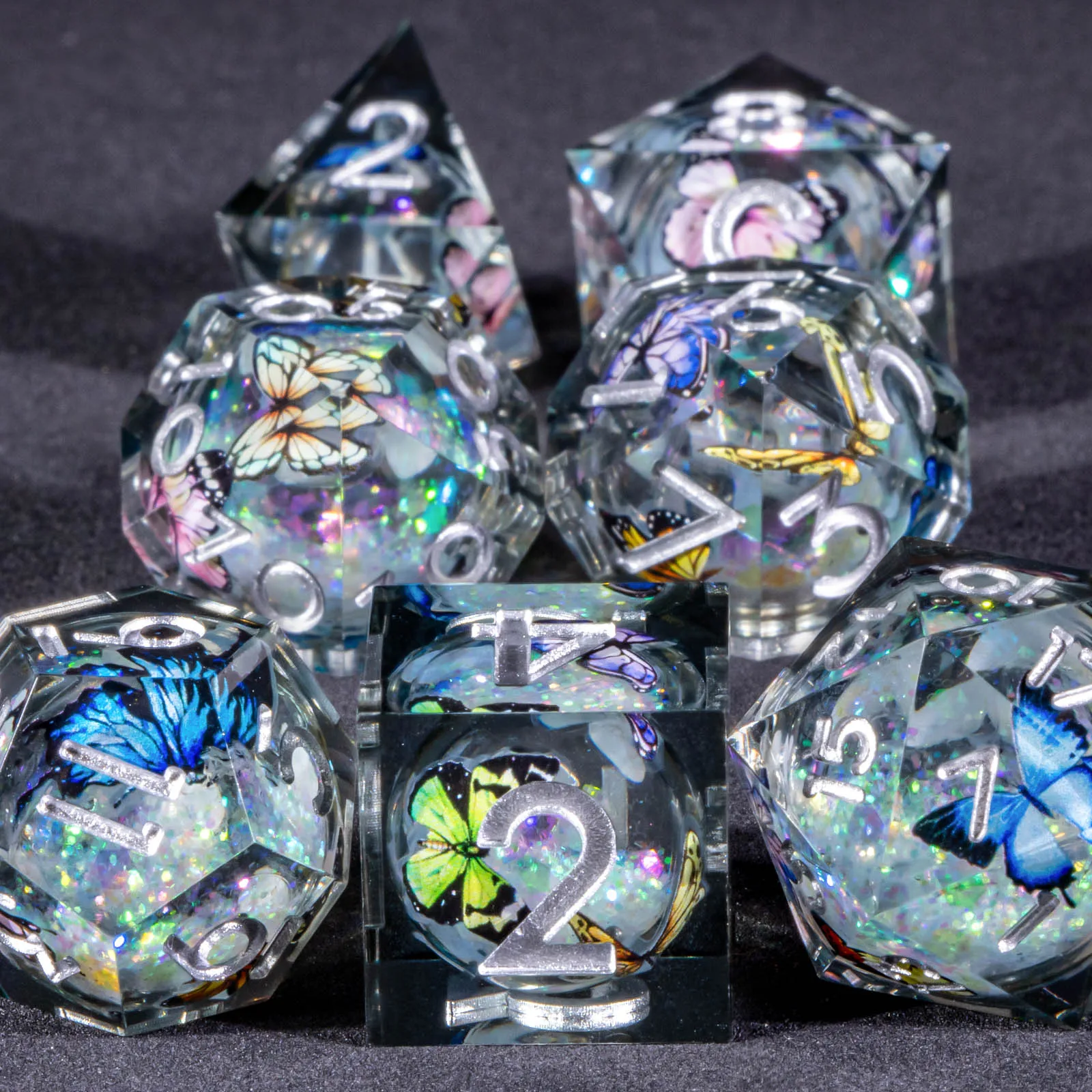 

Butterfly Dice DND Liquid Core Dice Set for Dungeons And Dragons D&D Dice Resin Sharp Edge D and D Dice Set D20 D12 D10 D8 D6 D4