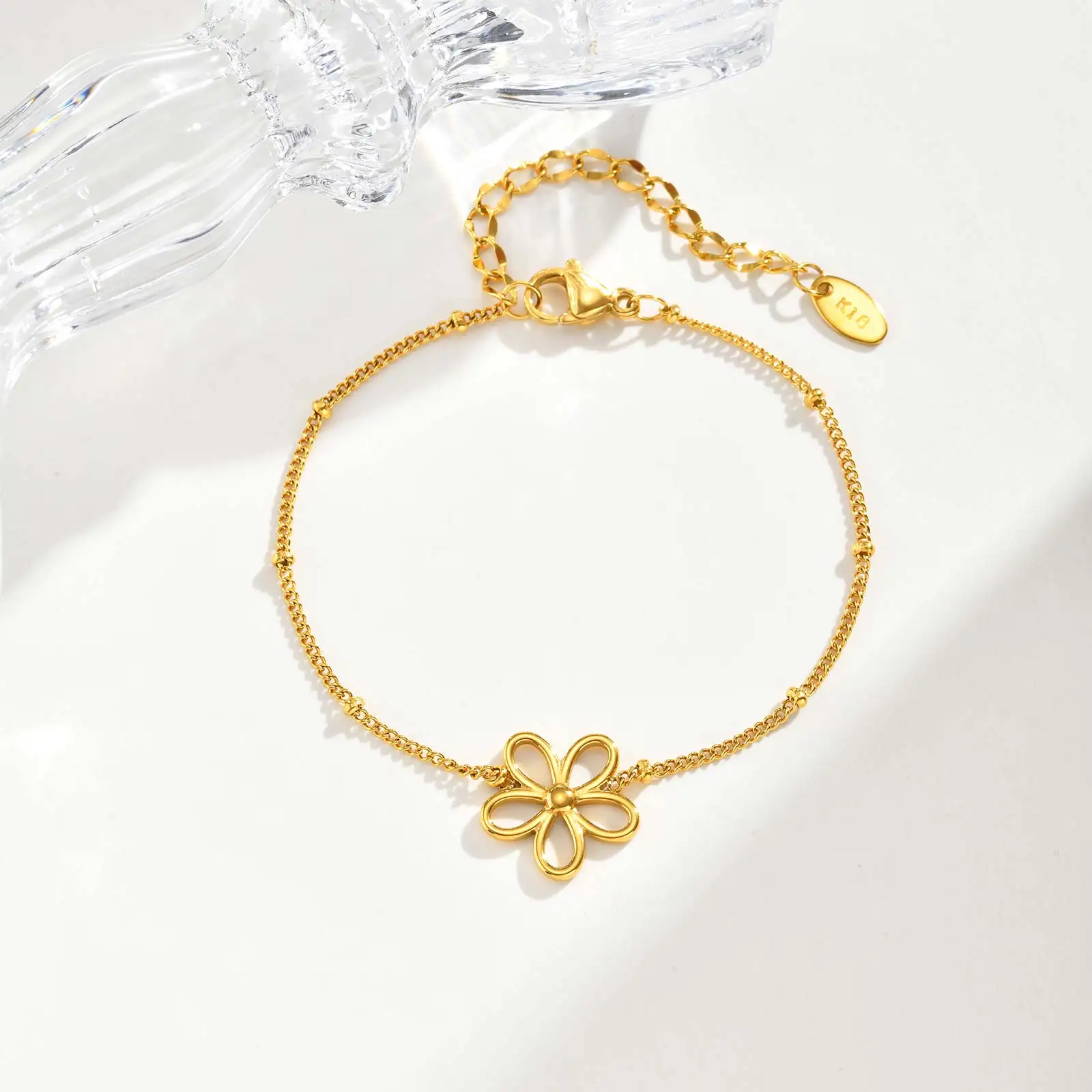 Fashion Flower Bracelet for Women,Gold Plated Stainless Steel Chain Bracelets,Set Charms Jewelry Accessories Gift
