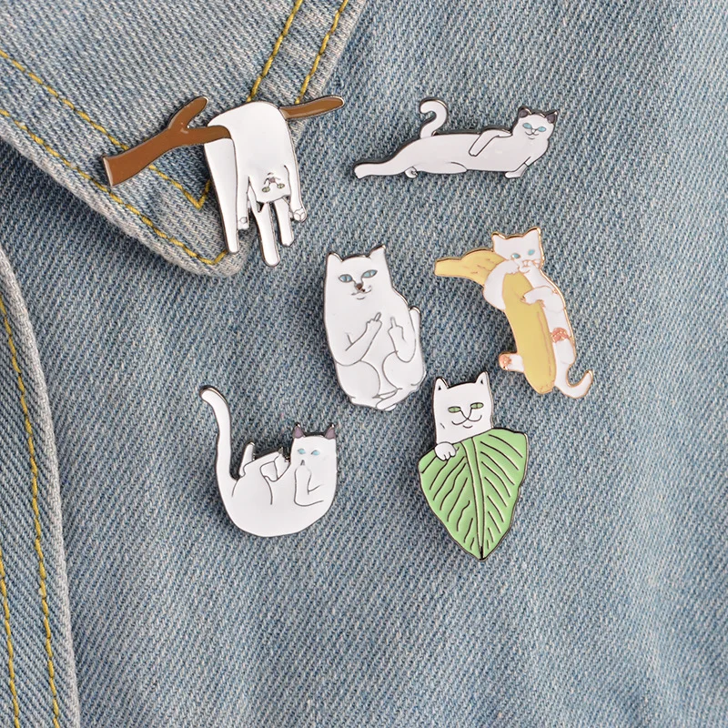 Funny White Cats Enamel Pin Branch Leaf Banana Cat Animals Brooch Women Men Lapel Pins Denim Jeans Badge Cartoon Jewelry Gifts