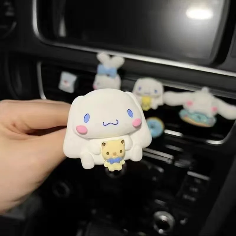 

Sanrio Kawaii Cinnamoroll Kuromi Car Air Outlet Fragrance Decoration Cute Melody Pompompurin Pochacco Car Aromatherapy Ornament
