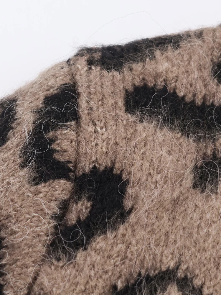 Cardigan in maglia jacquard con stampa animalier girocollo versatile ed elegante alla moda da donna di nuovo arrivo in stile europeo.