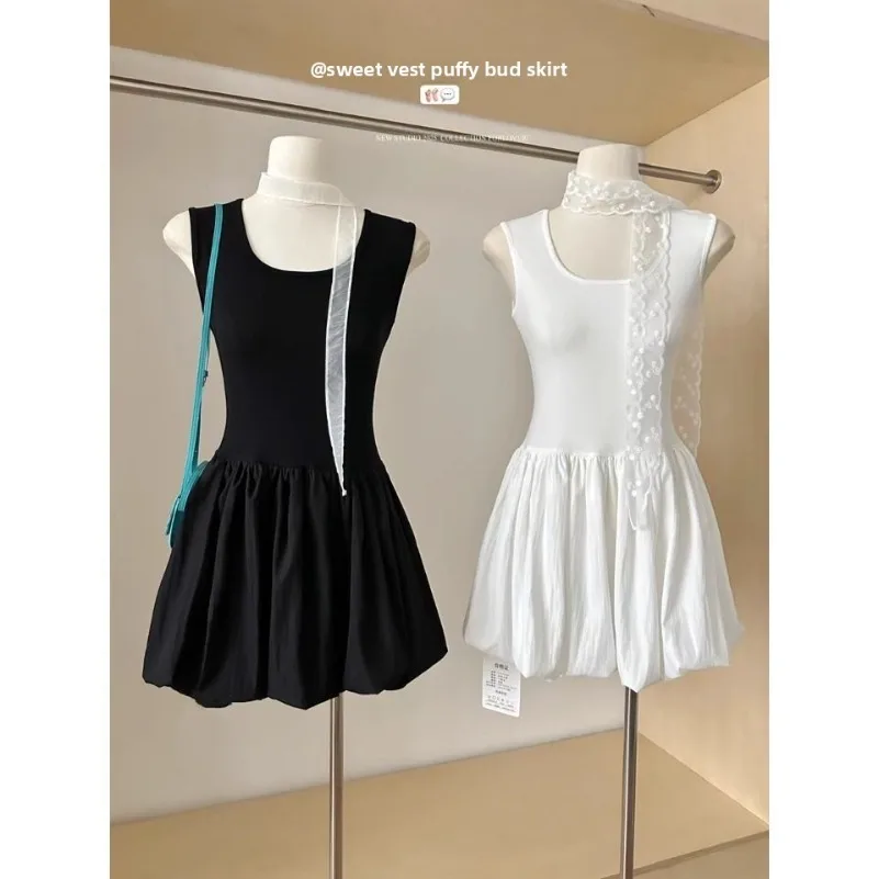 Hepburn White Suspender Flower Bud Dress New Spring and Summer A Small Stature High-end Feel Paired with A Fluffy Short Skirt