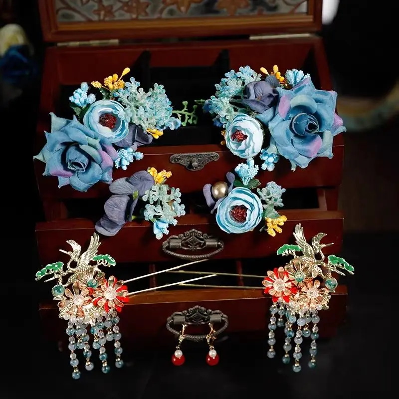 New Xiuhe Headdress Bride Blue Simulated Flowers Wedding Toast Hair Accessories Chinese Classical Cheongsam Accessories