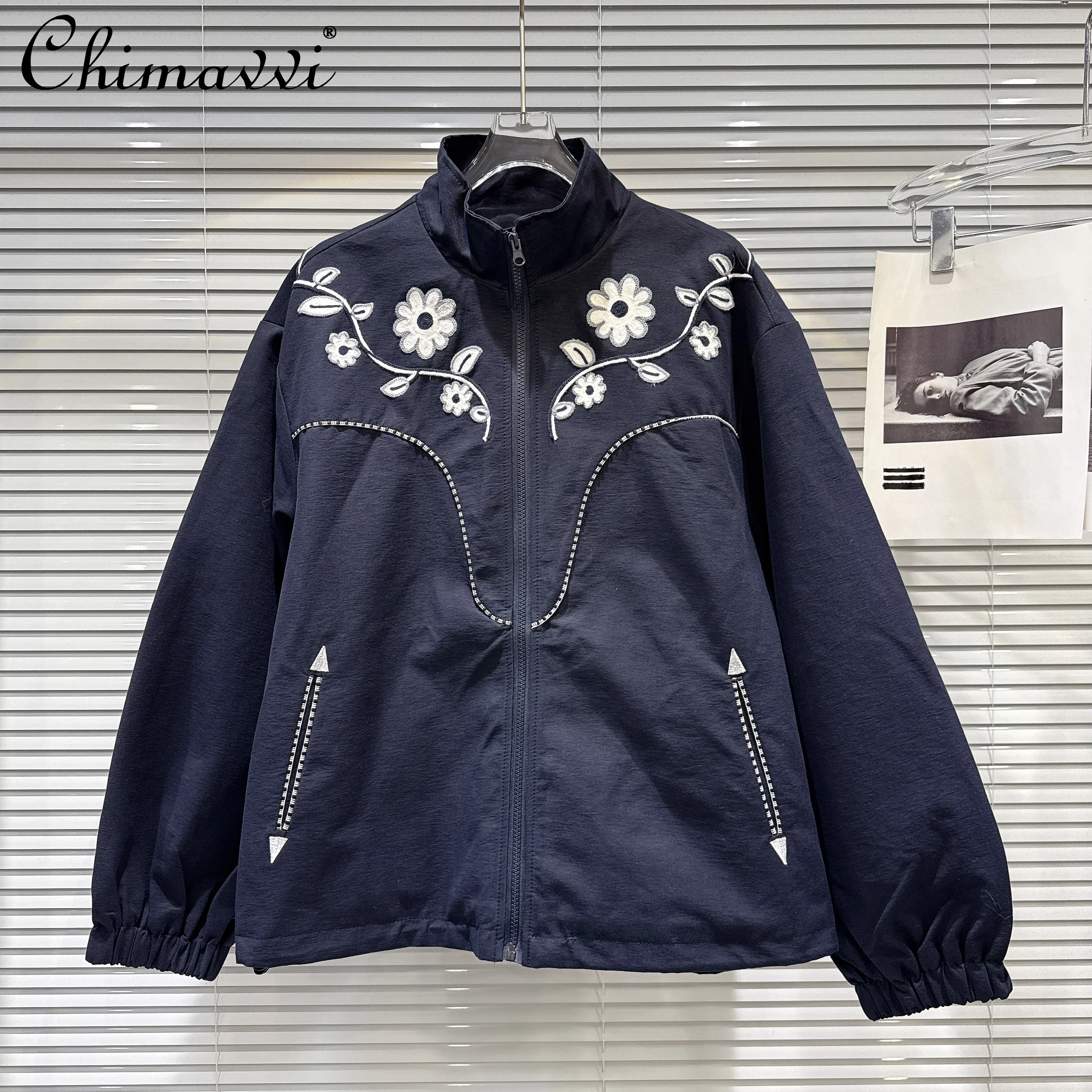 

Korean Style Elegant Retro Casual Cotton Coats 3D Flower Embroidery Stand Collar Loose Padded Short Jacket For Women Winter 2025