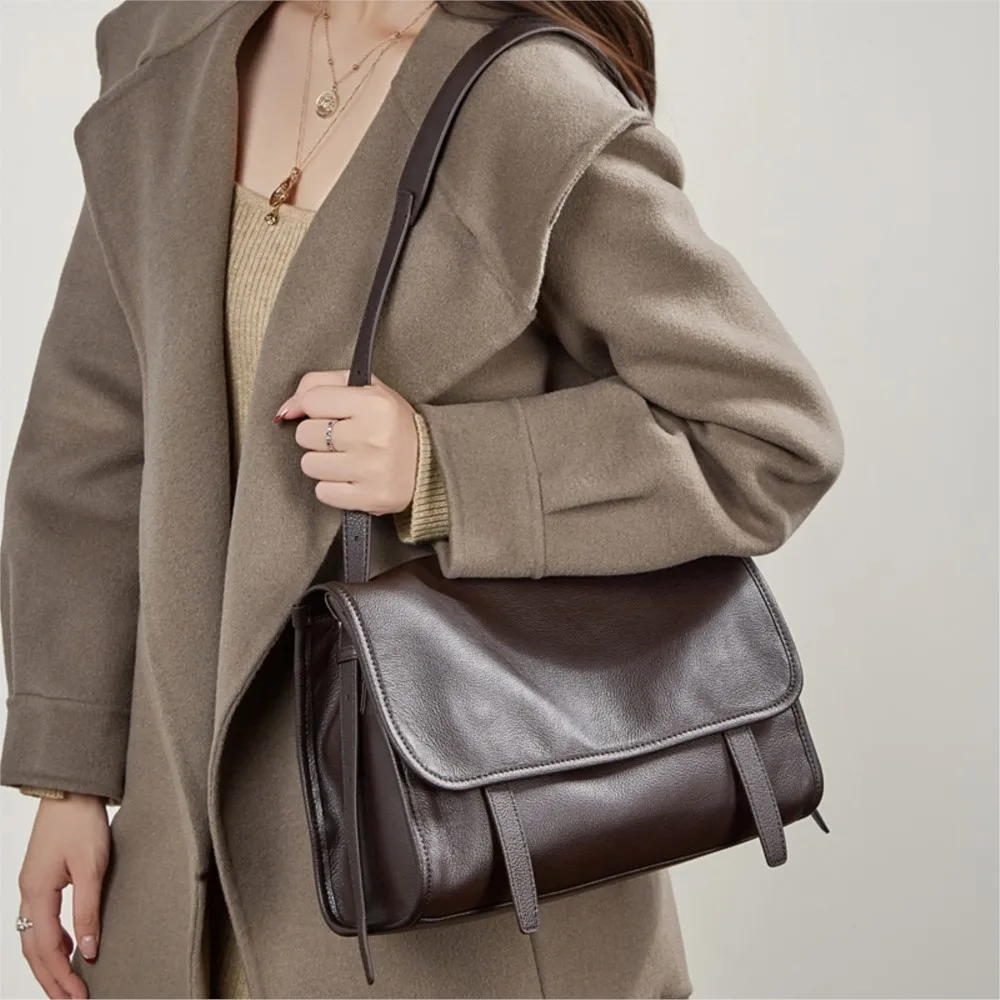 Top layer calf leather bag, niche retro backpack, tote, commuting, loose leather, single shoulder, crossbody, hand-held, mailman