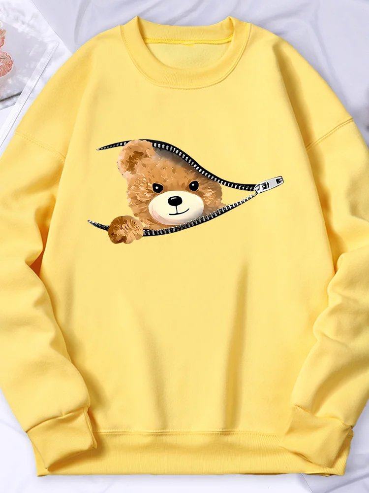 

Teddy Bear With Probe Print Women Hoodie Autumn Fleece Versatile Hoody Hip Hop O-Neck Sweatshirt Loose Comfortable Tops Female