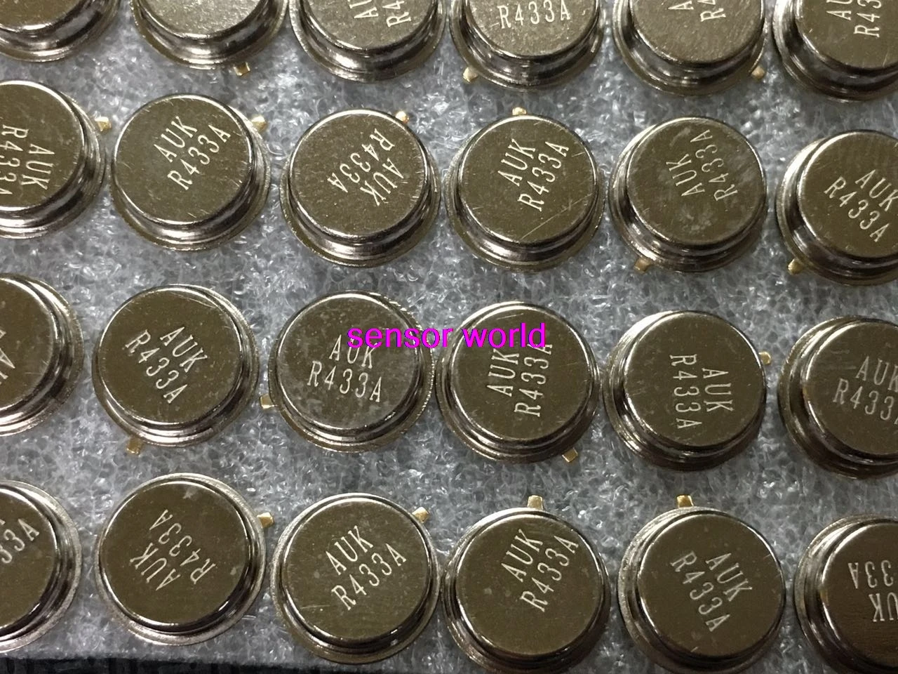 50PCS X ,315MHZ  R315A/  433.92MHZ  R433A /  SAW AUK TO-39 3 feet 315M 433.92MHZ  round face Crystal Oscillators,Free Shipping