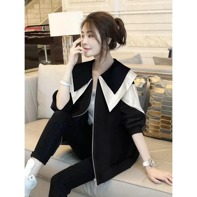 Splicing Xiaoxiangfeng Short Jacket Women's Foreign Style Design Sense Small Casual Jacket Spring 2026 New European Goods Tops