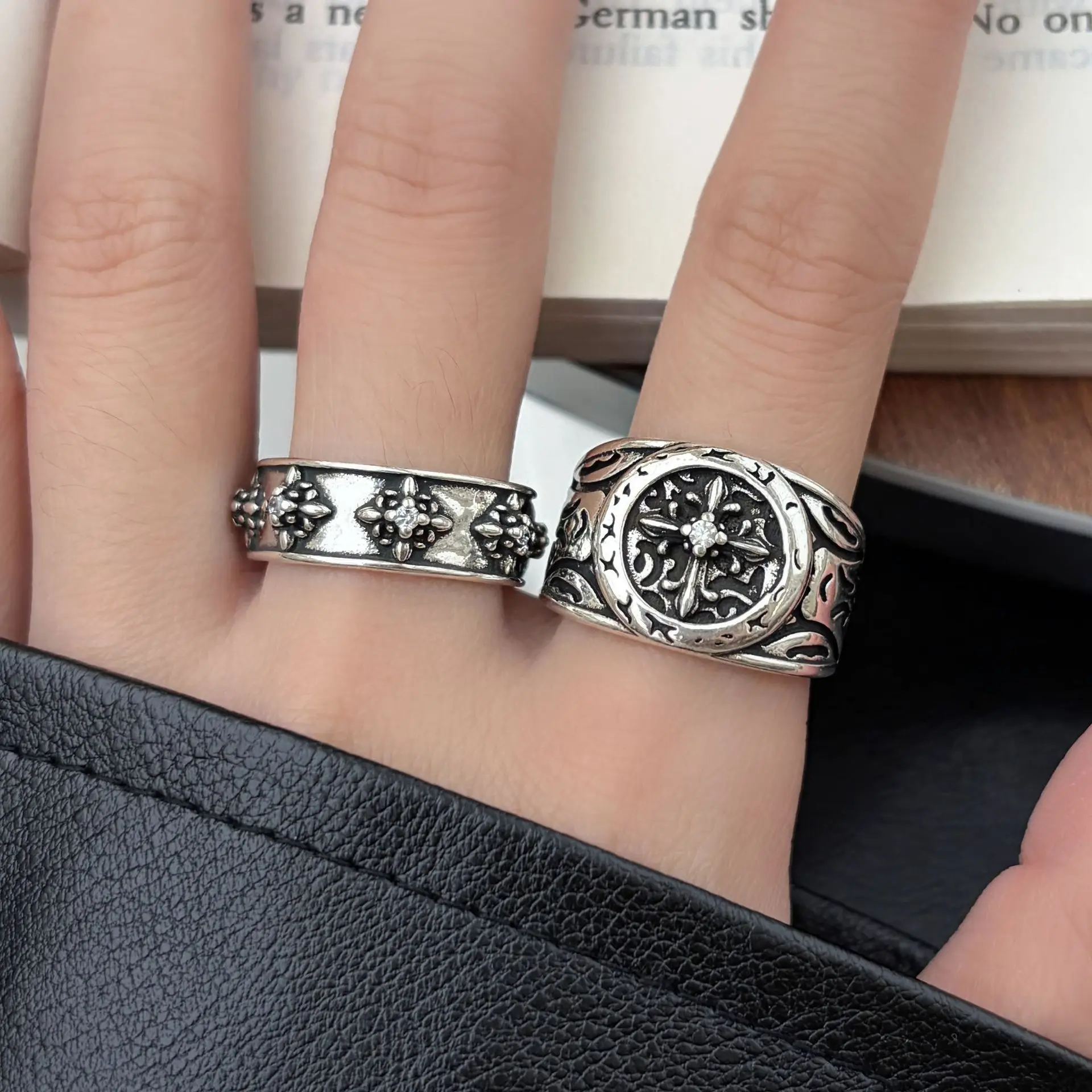 Cross Ring Female R…