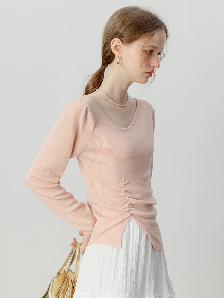 

EGGKA, осень 2024, длинный вязаный топ све, нежно плиссированный асимметричный дизайн, женский модный мягкий текстурный подол с разрезом