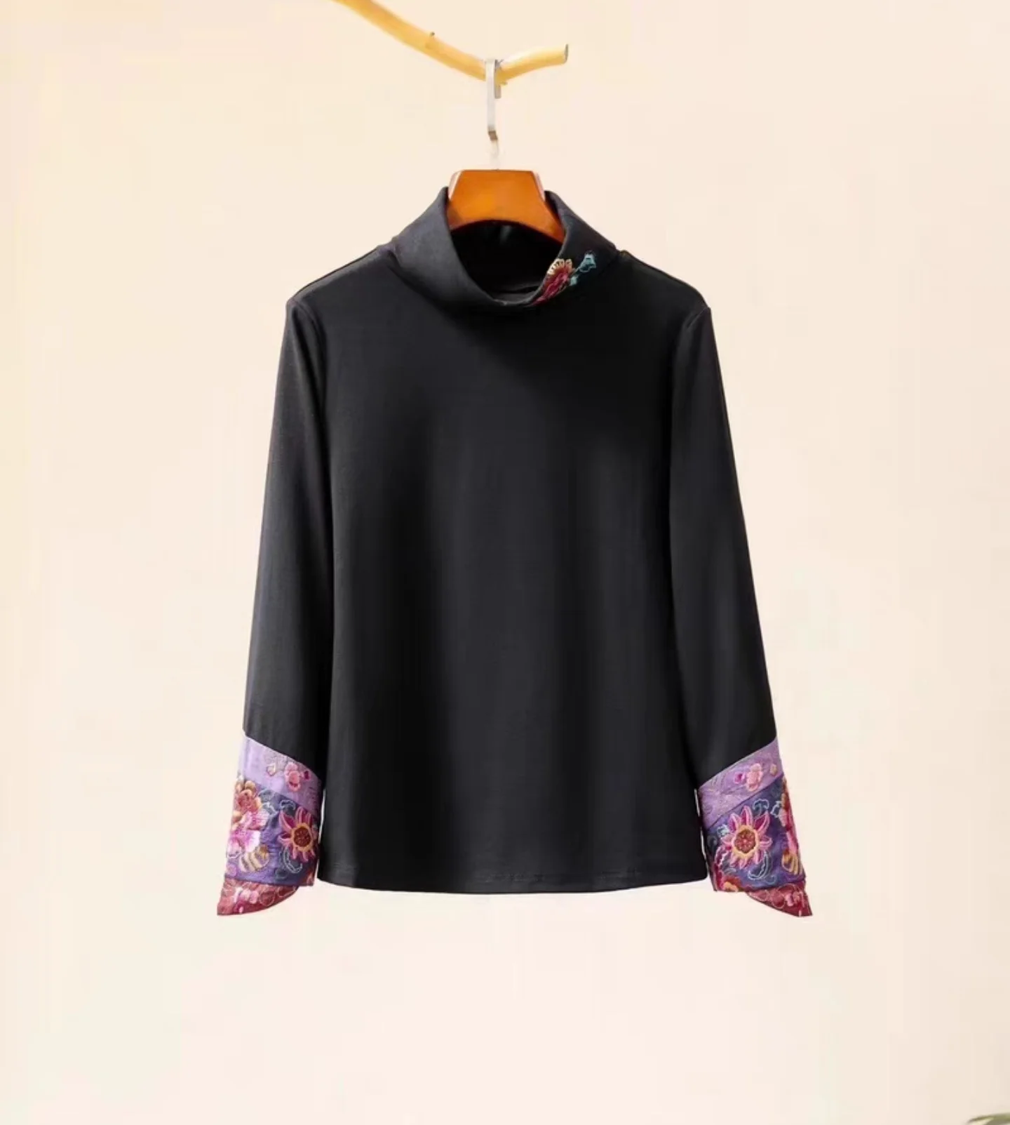 Chinese style women's clothes Black cotton T-shirts Vintage turtleneck embroidery tops long sleeve bottoming shirt