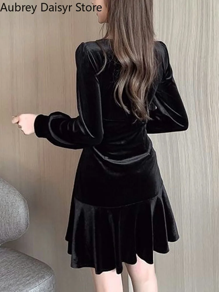 Elegant Black Velvet Mini Dress Women Korean Vintage Square Collar Chic Y2k Dress Female Autumn Gothic Evening Party Dress 2022