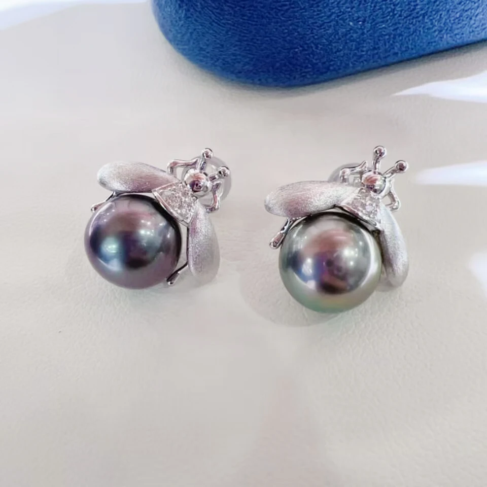 MeiBaPJ 9-10mm Peacock Blue Natural Round Pearls Fashion Bee Stud Earrings DIY 925 Silver Holder Fine Wedding Jewelry for Women