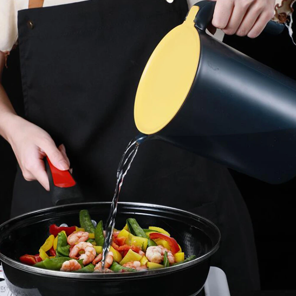 

1pc Plastic Cold Water Kettle Large Capacity Pitcher Tea Pot with Lid Handle Juicer Transparent for Picnics Parties Camping