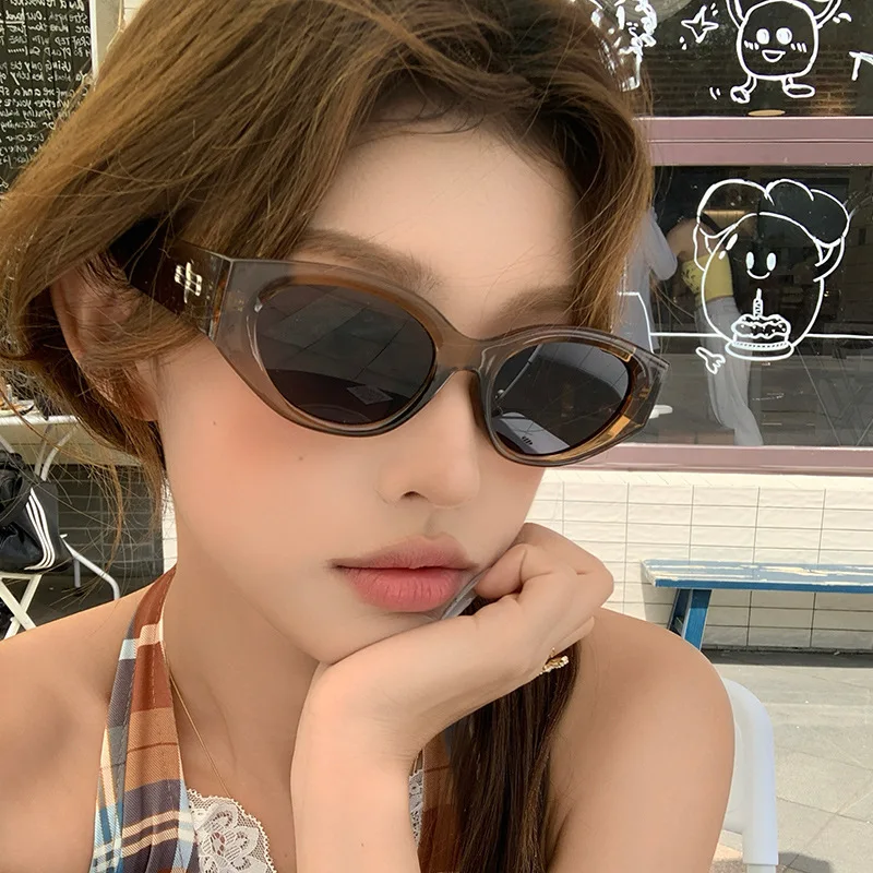 

New Cat Eye Sunglasses for Women Luxury Fashion Outdoor Driving UV400 Men Sun Glasses Brand Design Star Retro Shades Eyewear