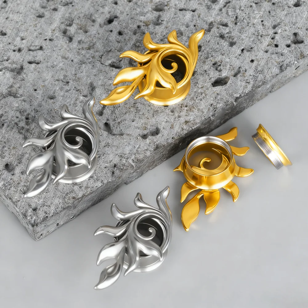 Vanku 2PCS   Hypoallergenic Stainless Steel Feather Tail Ear Tunnel Plug Punk Ear Gauge Stretcher Jewelry Comfort Fit Gift