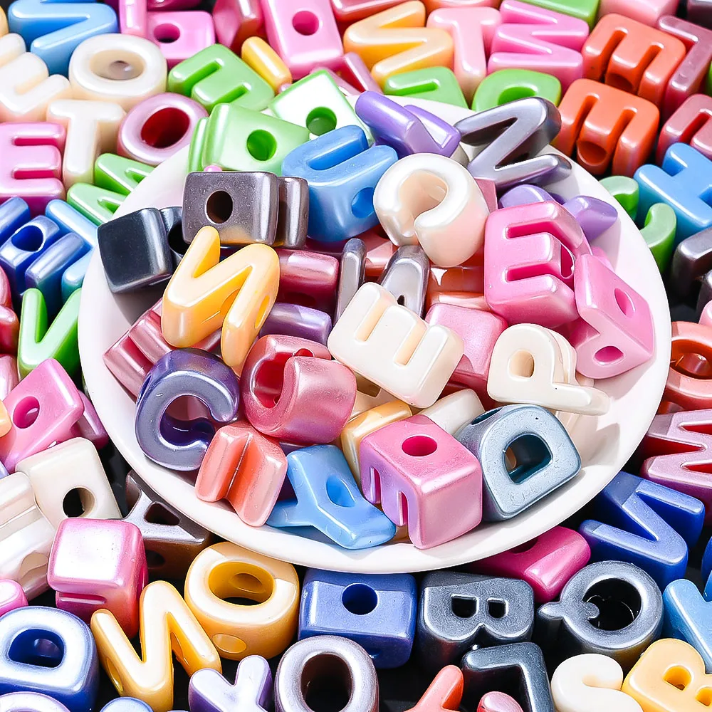 50 Stück goldfarbene Acryl-Buchstabenperlen, glänzende AB-Alphabet-Perlen für DIY-Schmuckherstellung, Armbänder, Halsketten, Schlüsselanhänger, Bastelarbeiten – Detail 9