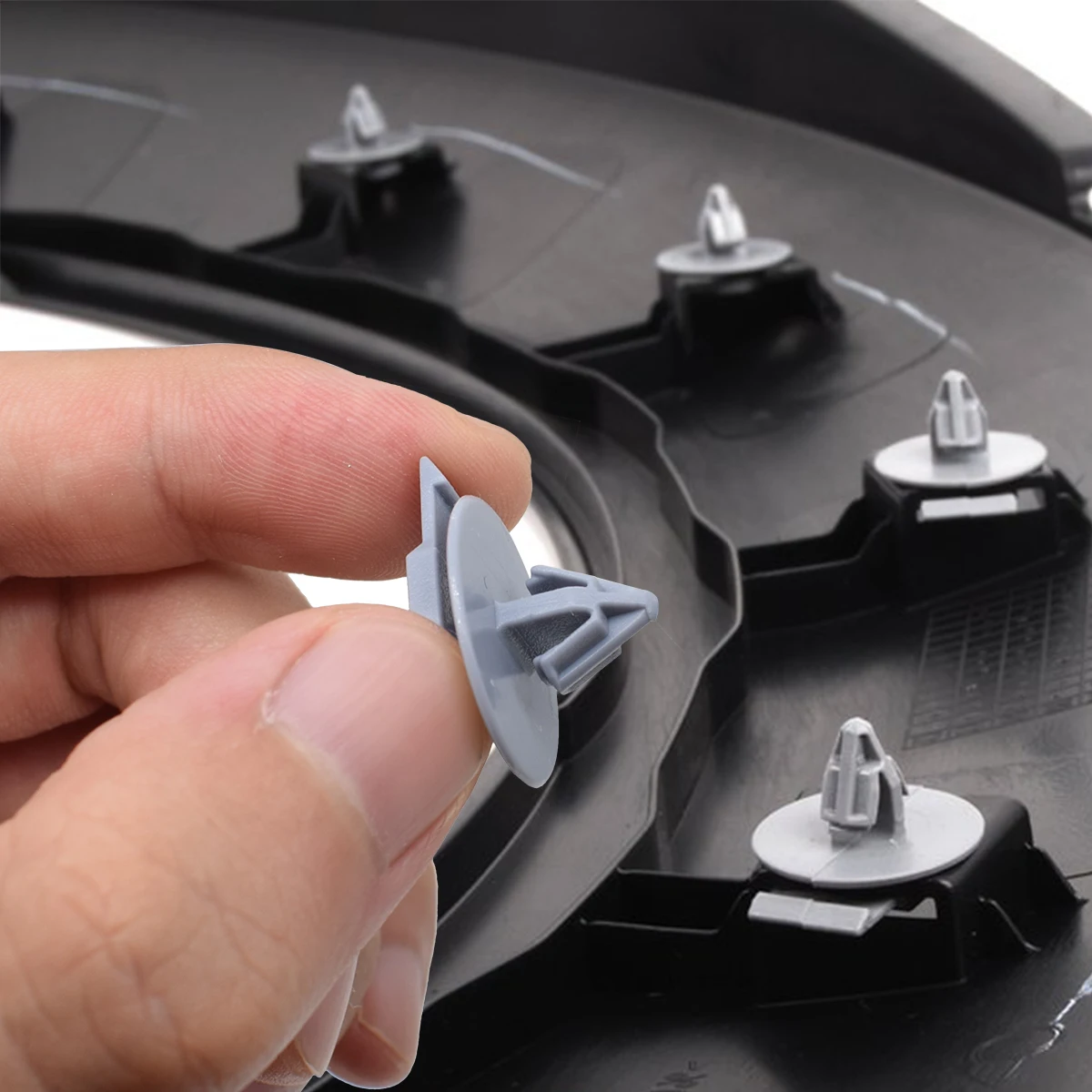 07132757821 07137073915 Car Wheel Arch Trim Panel Clips For BMW Mini One Cooper R50 R52 R53 R55 R56 R57 Plastic Fastener Rivets