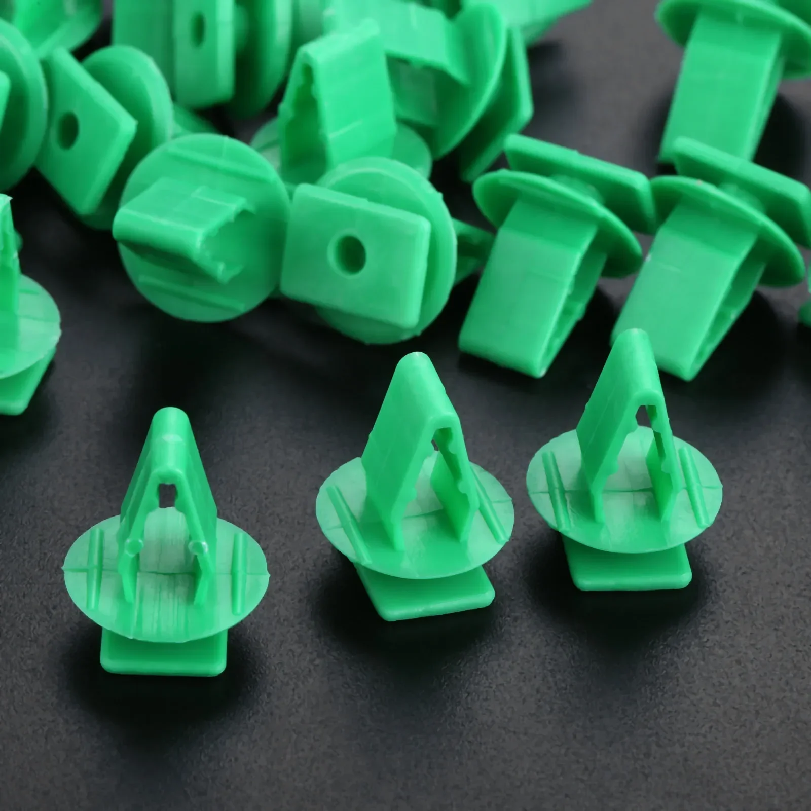 50Pcs Auto Trim Board Fastener 7.5mm Hole Car Plate Guard Windshield Plastic Fixed Clip For Honda Acura CRV Spirior Civic Accord