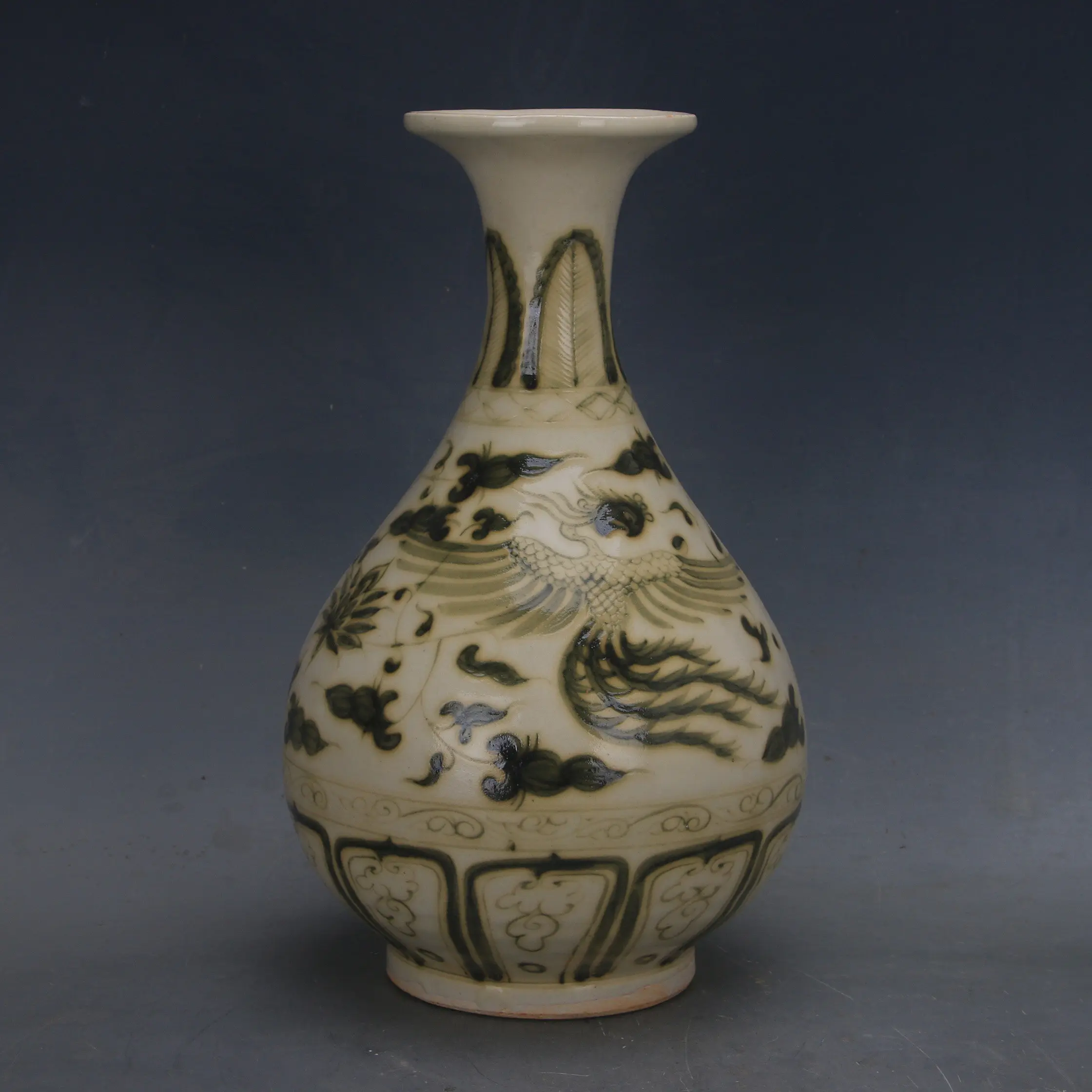 Handmade Yuan Style Blue and White Phoenix Interlocking Scroll Porcelain Yuhuchun Vase Home Decor