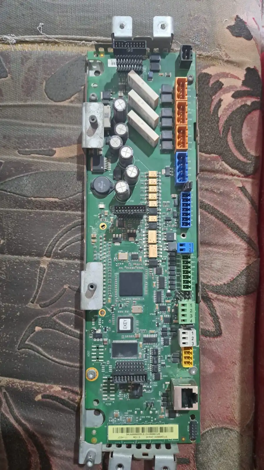 JCON-11 Used in good condition control board for ACS850-04-166A-5
