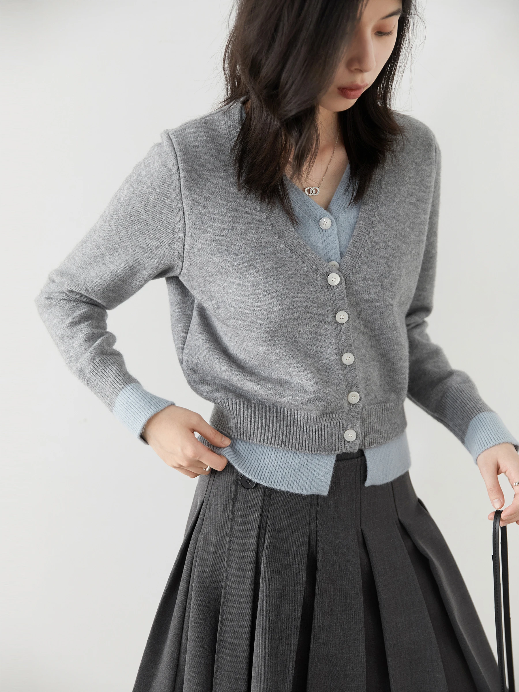 شيك فين سترة نسائية عادية الخامس الرقبة واحدة الصدر التباين الإناث محبوك البلوزات طويلة الأكمام لاعبا ربيع الخريف