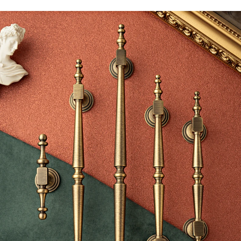 Antique brushed brass cabinet handle 2
