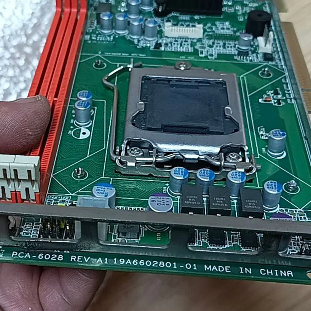 

PCA-6028 REV.A1 PCA-6028G2 Industrial Control Motherboard