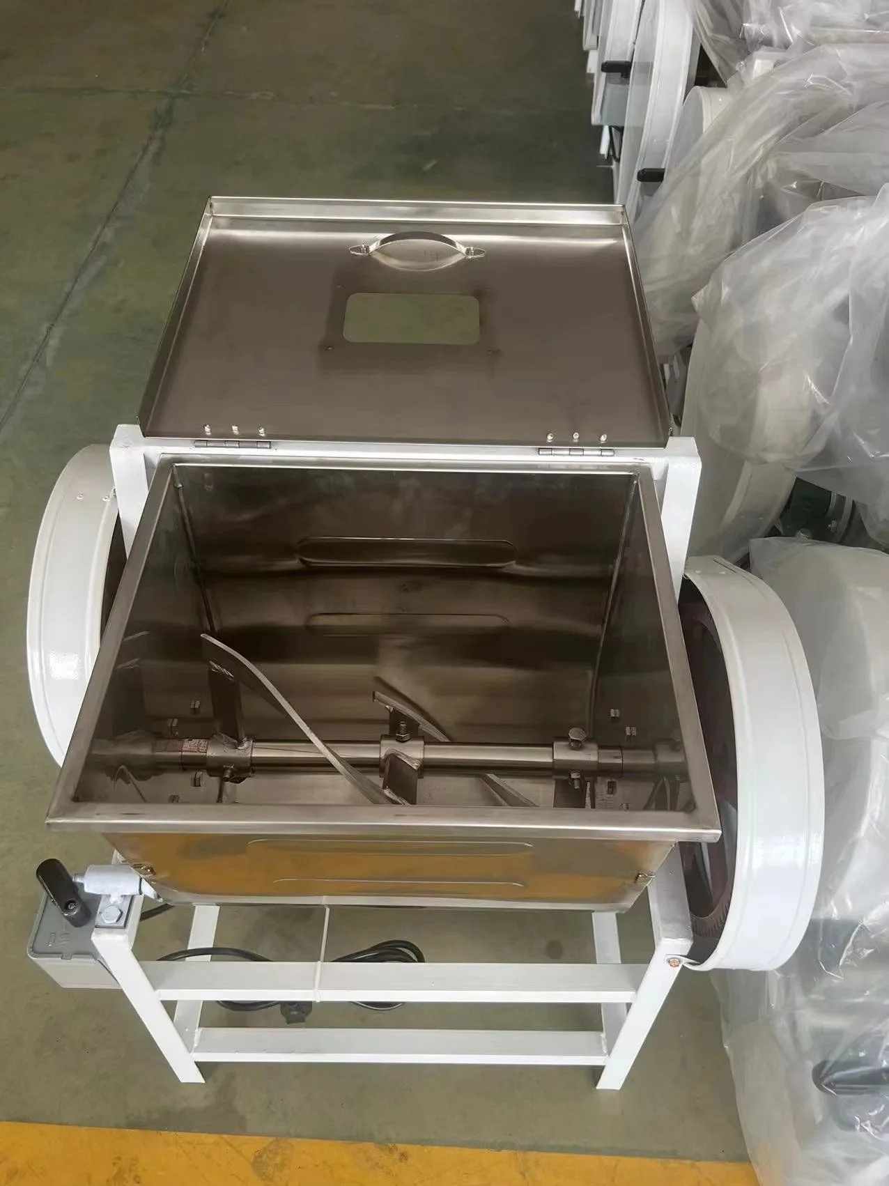 Heavy Duty Dough Mixer Industrial Bread Dough Mixer Dough Maker Flour Mixer 100 kg Electric Kitchen Appliance view 5