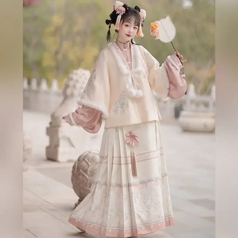 Setelan Hanfu musim dingin, dengan kerah berdiri, bordir, dan kehangatan tebal