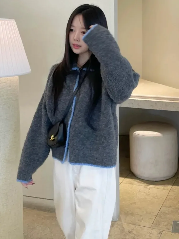 เสื้อสเวตเตอร์ถักไหมพรมสีสันสดใส ป้องกันริ้วรอย สำหรับผู้หญิง เนื้อผ้านุ่ม ใส่ได้หลากหลาย สไตล์เสื้อคลุมมีปก สำหรับฤดูใบไม้ร่วง รุ่นใหม่ เหมาะสำหรับใส่ไปทำงาน บริการจัดส่งทางอีคอมเมิร์ซ