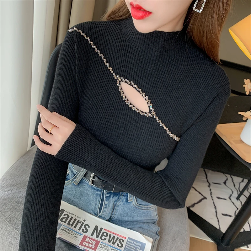 

2024 New Fall Winter European Style Knitted Sweater Fashion Sexy Hollow Out Shiny Beading Women Long Sleeve Pullover Tops 311094