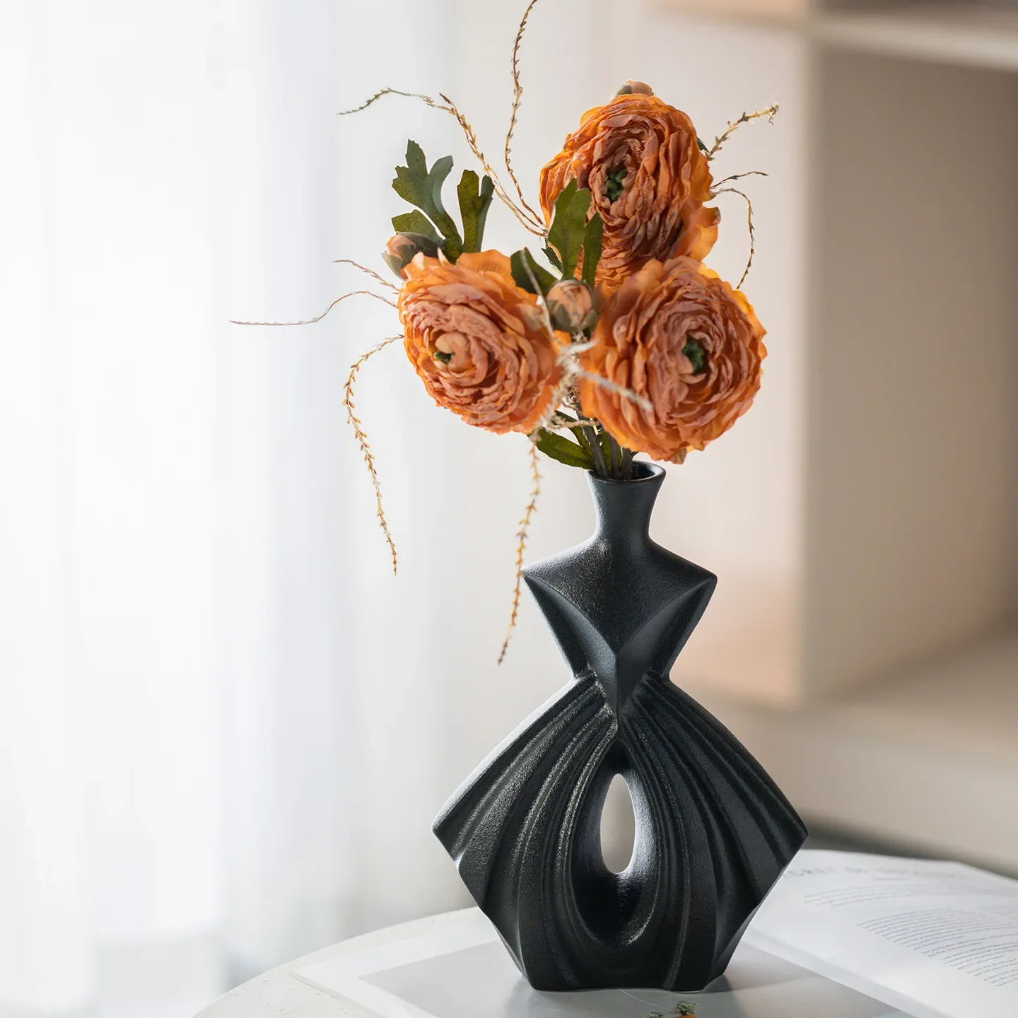 Ceramic Art Vase Modern Luxury Handmade for Living Room TV Cabinet Table Decor Elegant Centerpiece for Home Birthday Gift