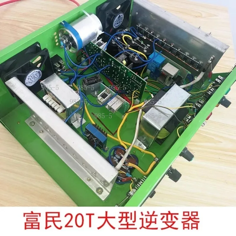 Large Battery Boost DC-AC Converter 12V/24V Smart Inverter for Solar Automotive System