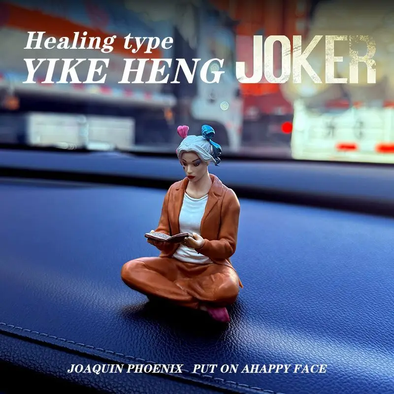 This Year's New 10CM Clown Model Sitting Posture Harry Quinn Beautiful Desktop Ornaments Car Ornaments JOKER Series
